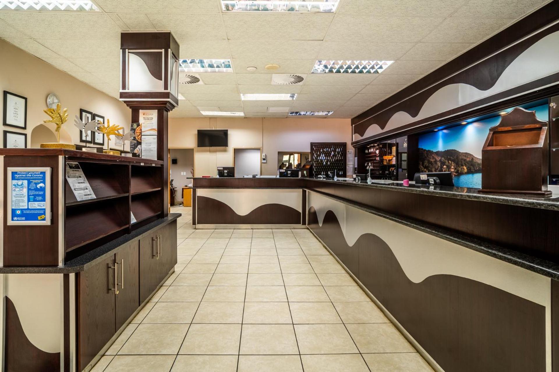 Atkv Klein-Kariba Hotel Bela-Bela Buitenkant foto