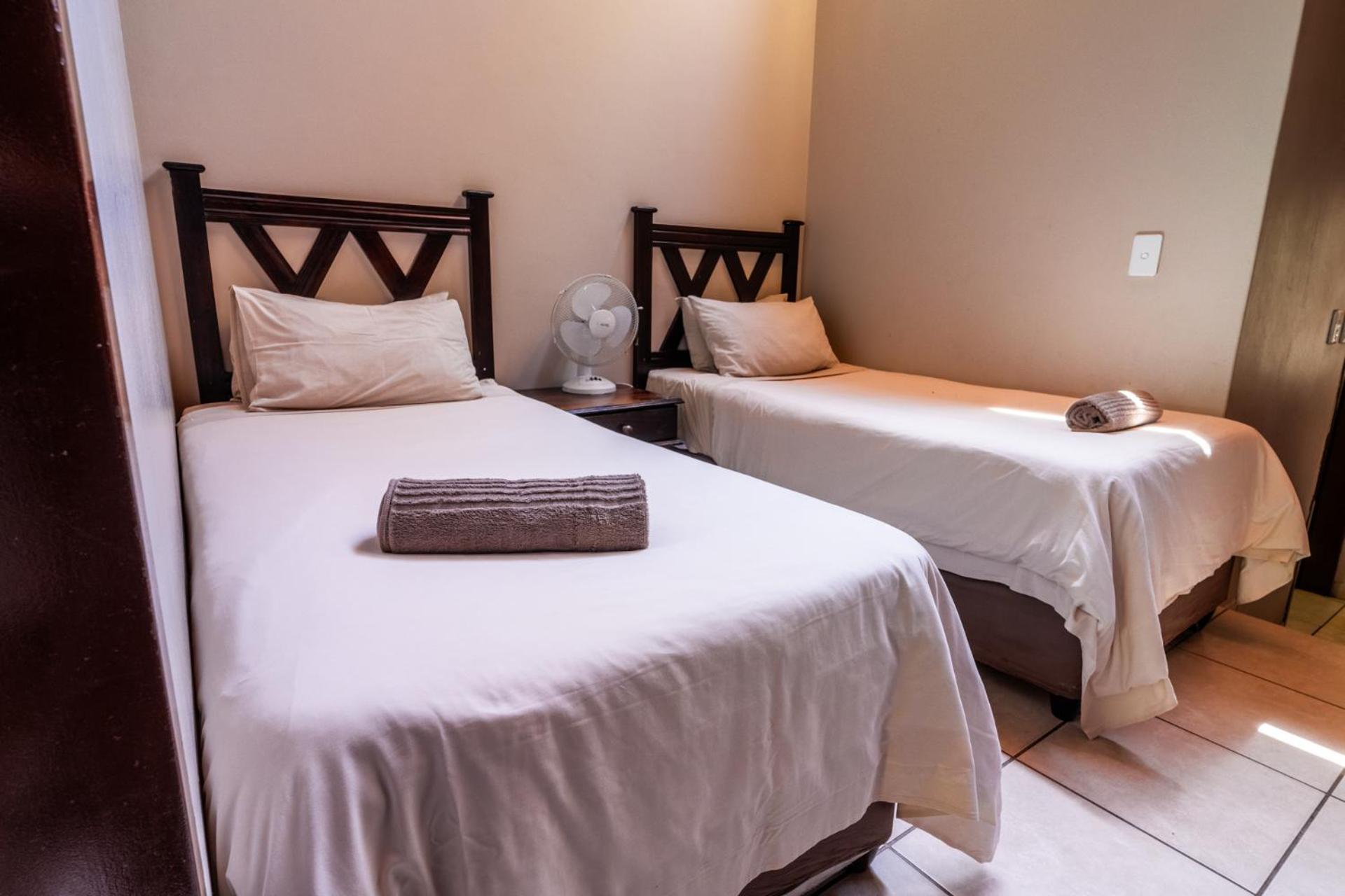 Atkv Klein-Kariba Hotel Bela-Bela Buitenkant foto