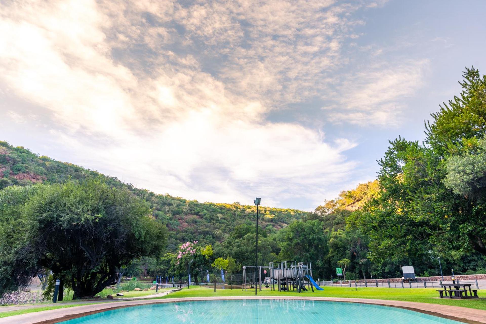 Atkv Klein-Kariba Hotel Bela-Bela Buitenkant foto