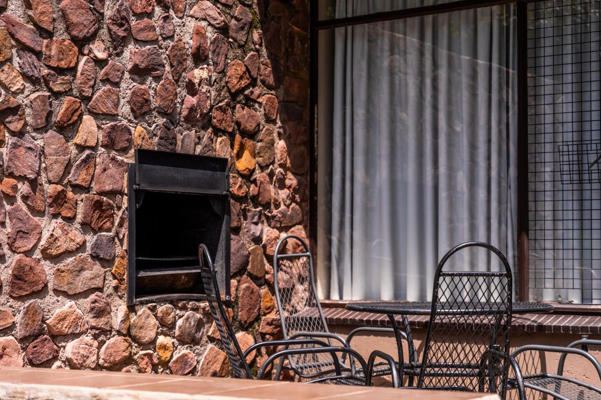 Atkv Klein-Kariba Hotel Bela-Bela Buitenkant foto