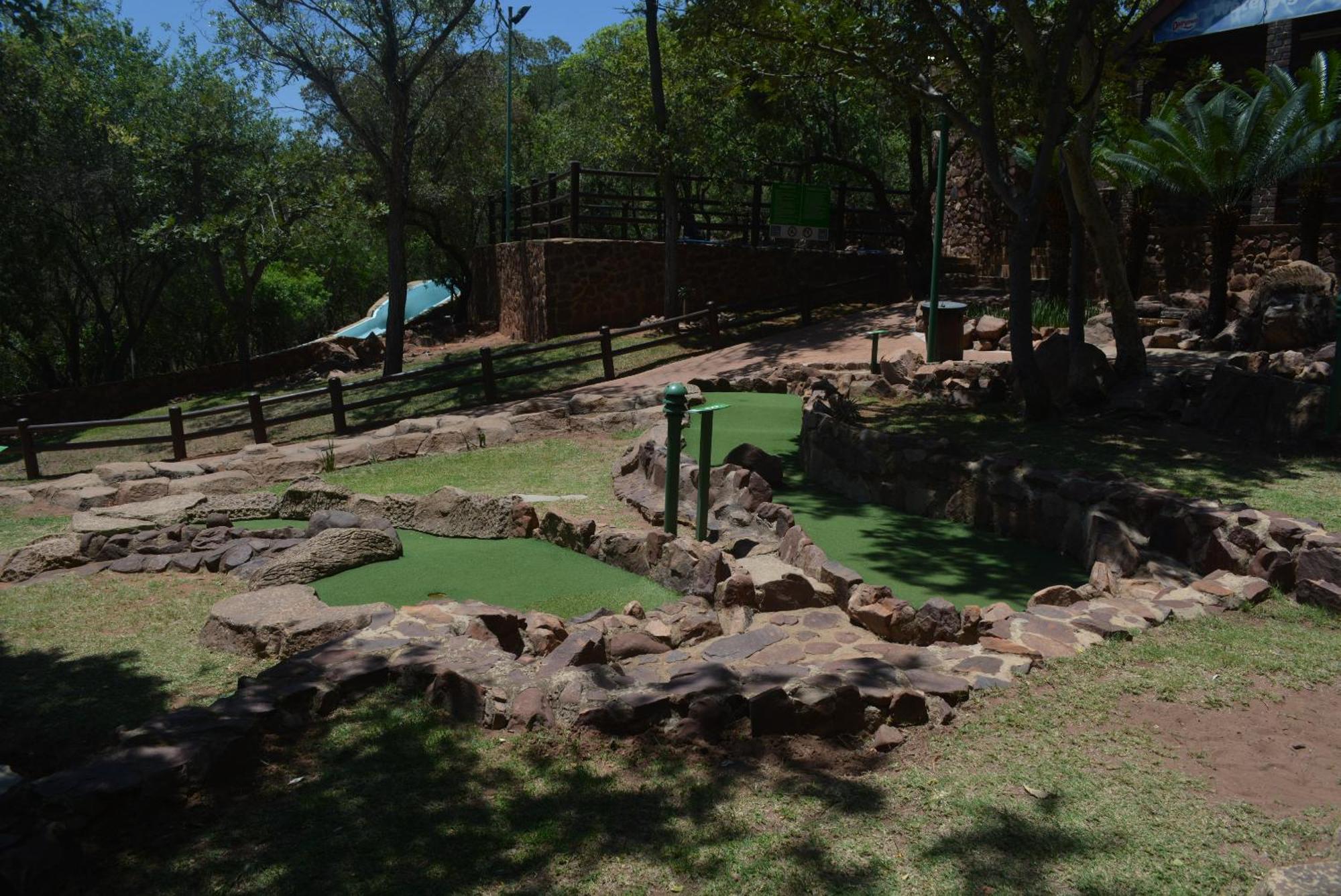 Atkv Klein-Kariba Hotel Bela-Bela Buitenkant foto